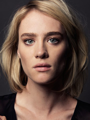 Mackenzie Davis nude .